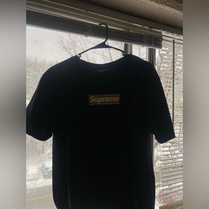 Supreme Burberry T (SS22)